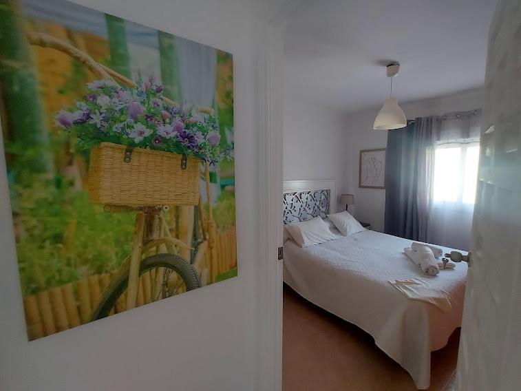 Apartamento Con Terraza Cerca De La Estacion Ronda Exterior photo